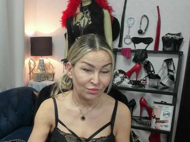 soft-crystal's BongaCams show and profile