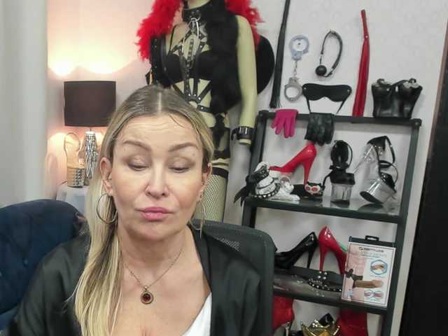 soft-crystal's BongaCams show and profile