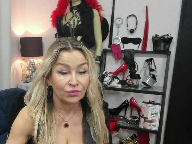 soft-crystal from BongaCams is Freechat