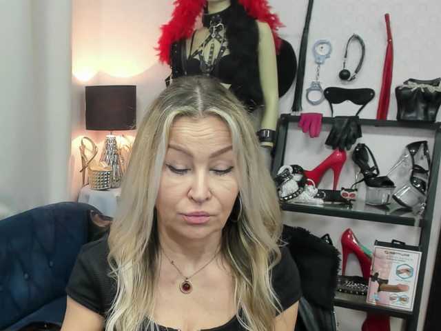 soft-crystal's BongaCams show and profile