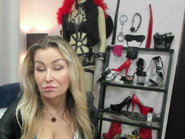 soft-crystal's BongaCams show and profile