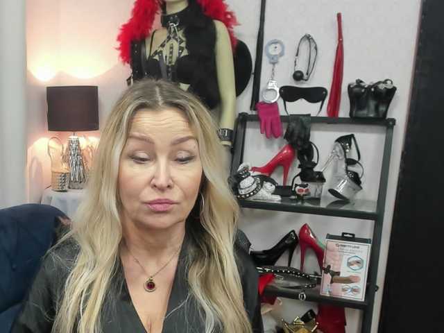 soft-crystal's BongaCams show and profile