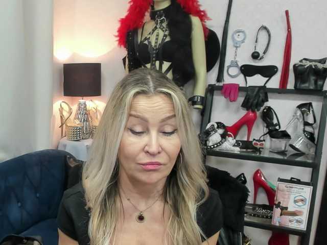 soft-crystal's BongaCams show and profile