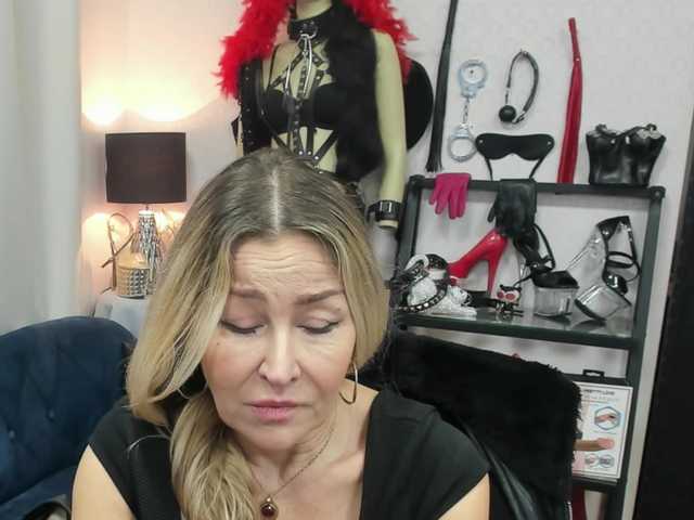 soft-crystal's BongaCams show and profile