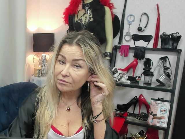 soft-crystal's BongaCams show and profile