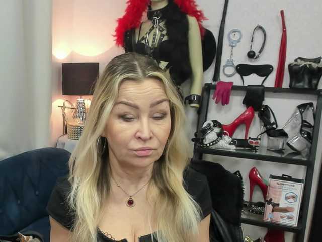 soft-crystal's BongaCams show and profile