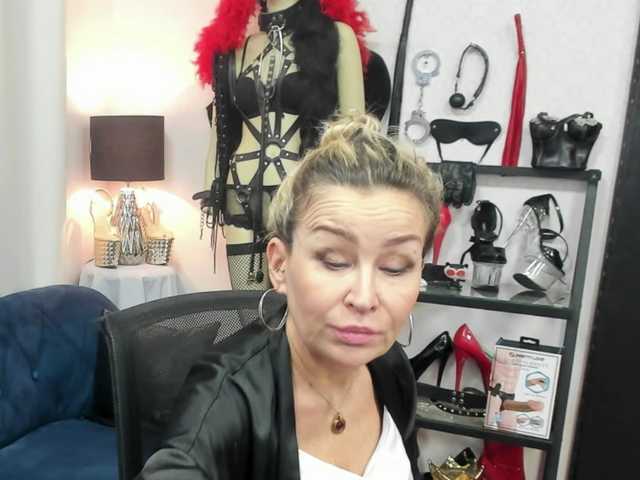 soft-crystal's BongaCams show and profile