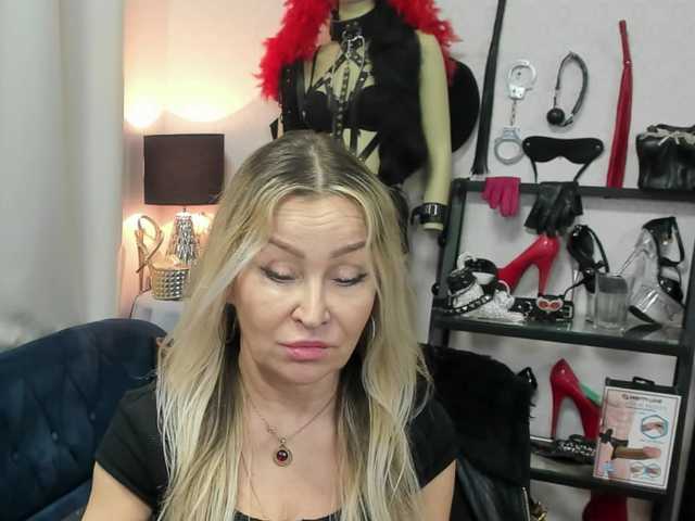 soft-crystal's BongaCams show and profile