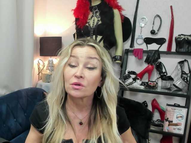 soft-crystal's BongaCams show and profile