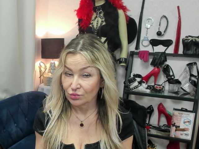 soft-crystal's BongaCams show and profile