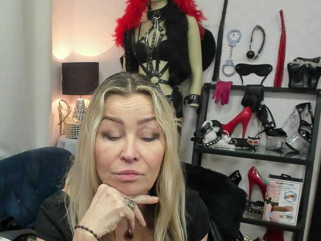 soft-crystal's BongaCams show and profile