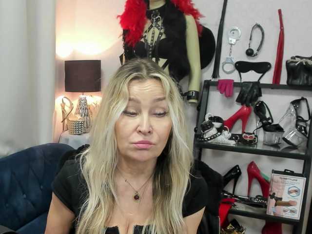 soft-crystal's BongaCams show and profile