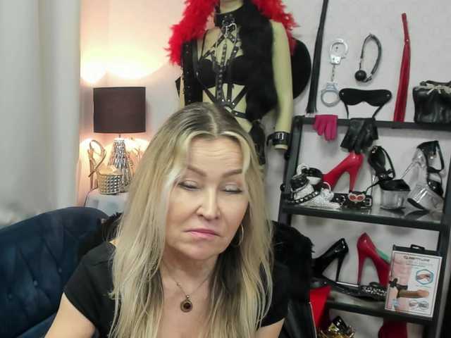 soft-crystal's BongaCams show and profile