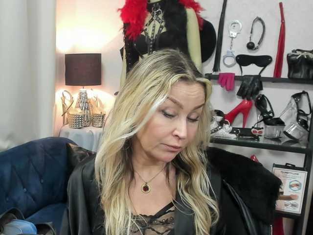 soft-crystal's BongaCams show and profile