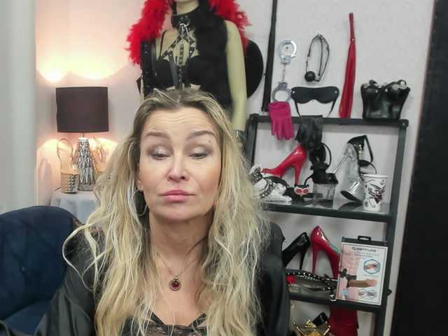 soft-crystal's BongaCams show and profile