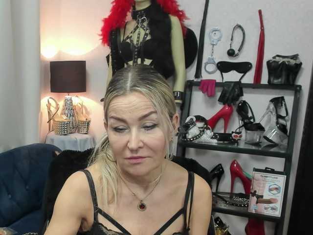 soft-crystal's BongaCams show and profile