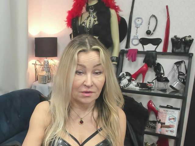 soft-crystal's BongaCams show and profile