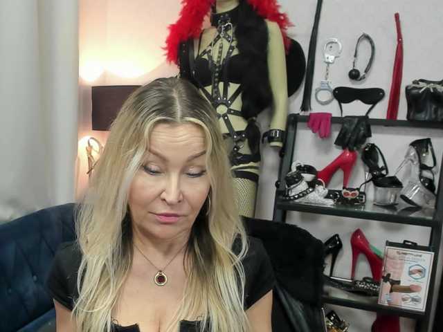 soft-crystal's BongaCams show and profile