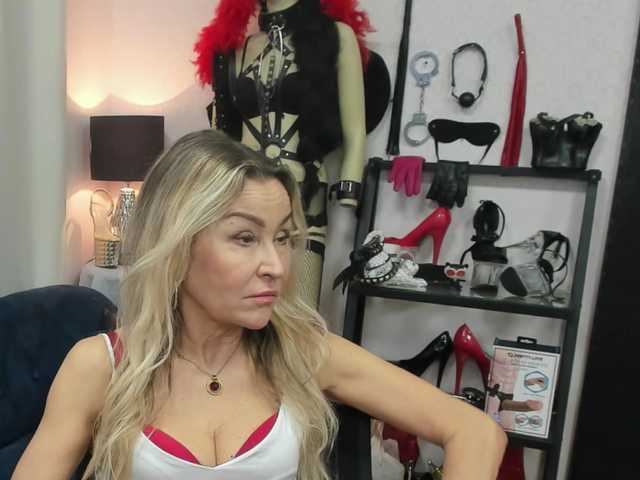 soft-crystal's BongaCams show and profile