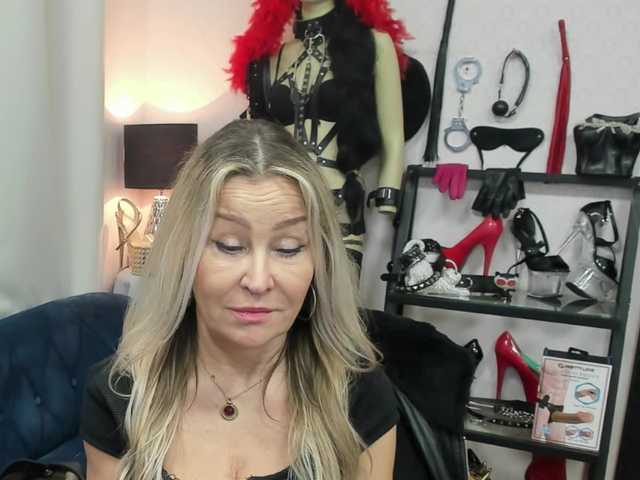 soft-crystal's BongaCams show and profile