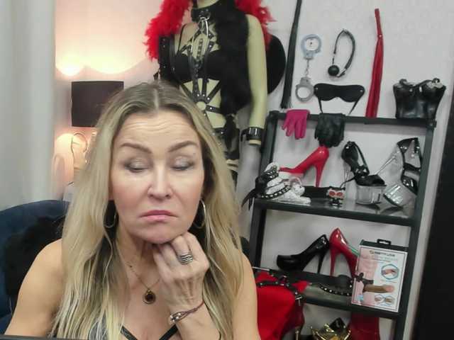 soft-crystal's BongaCams show and profile