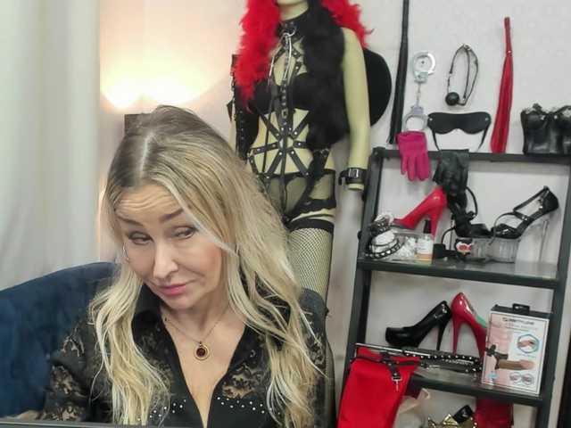 soft-crystal's BongaCams show and profile