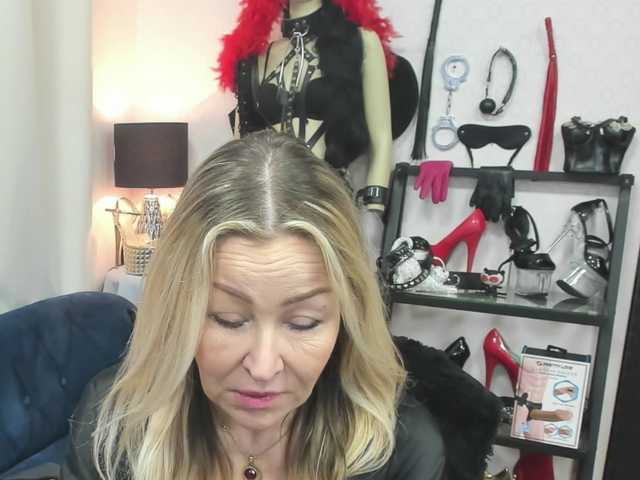 soft-crystal's BongaCams show and profile