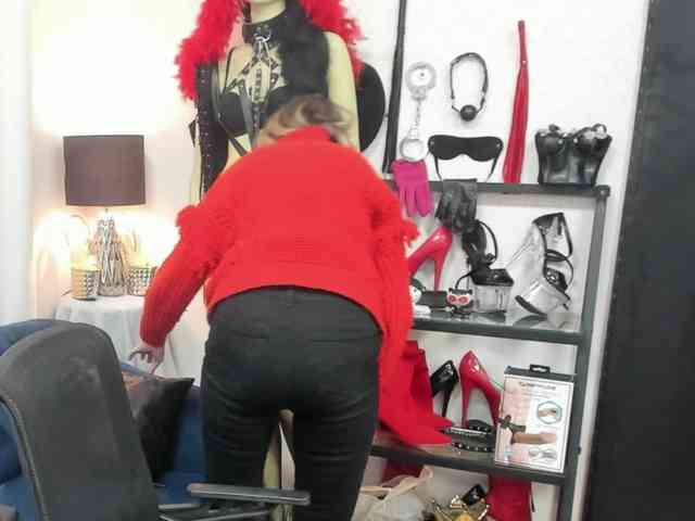 soft-crystal Live Webcam on BongaCams