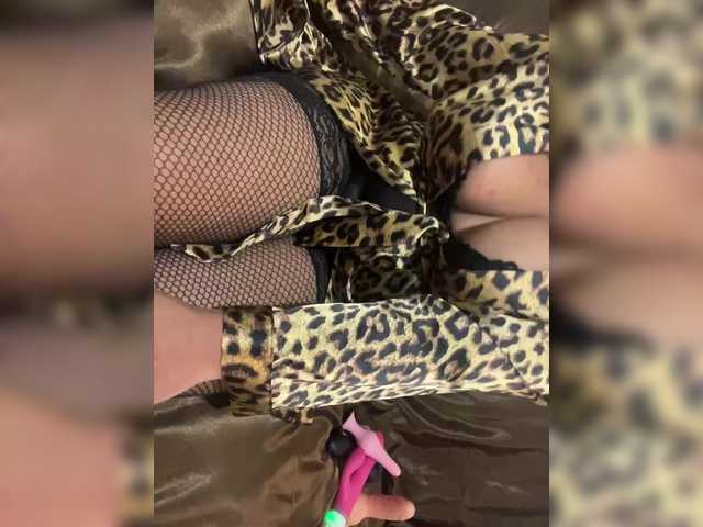 cleopatre's BongaCams show and profile