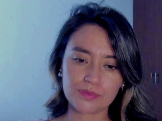 MilaGrey1 webcam bongacams model stream image