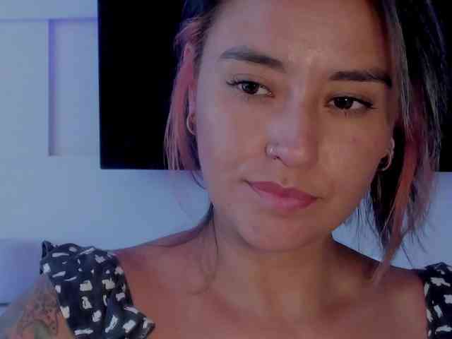 MilaGrey1 webcam