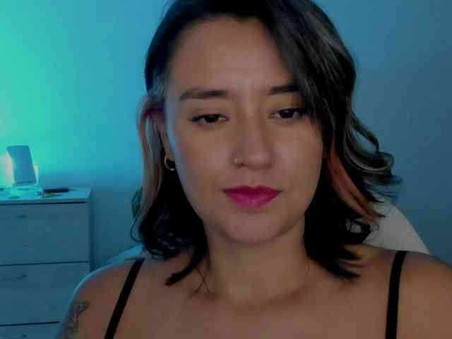 MilaGrey1 webcam