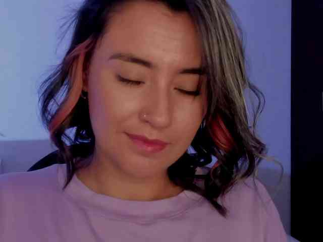 MilaGrey1 webcam