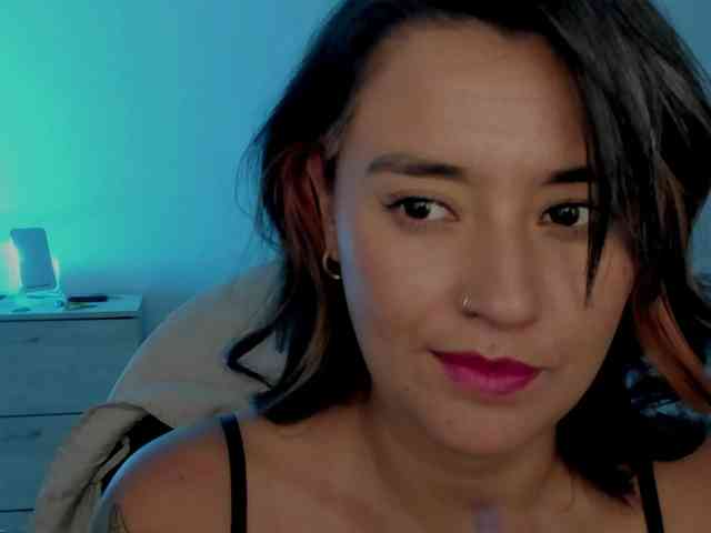 MilaGrey1 webcam