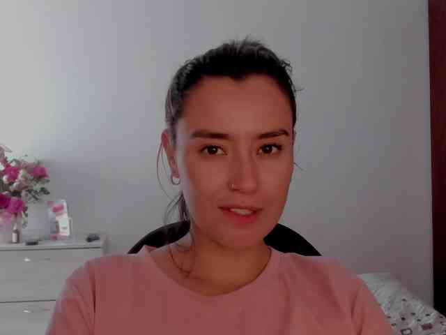 MilaGrey1 webcam