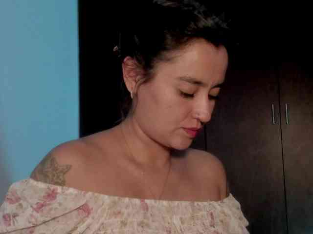 milagrey1 Live Webcam on BongaCams