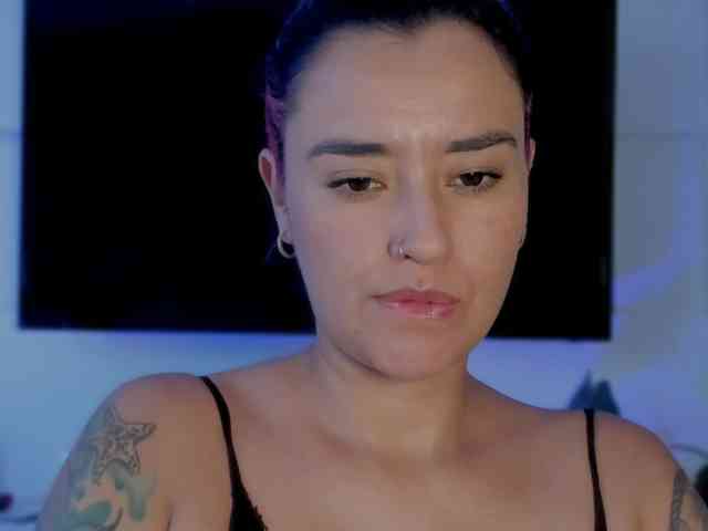 MilaGrey1 webcam