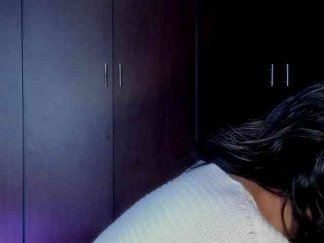 MilaGrey1 webcam