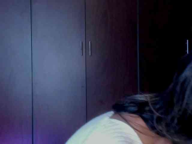 MilaGrey1 webcam