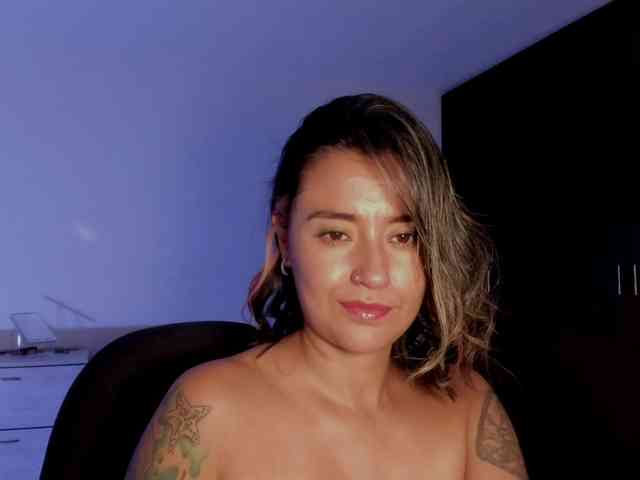 MilaGrey1 webcam