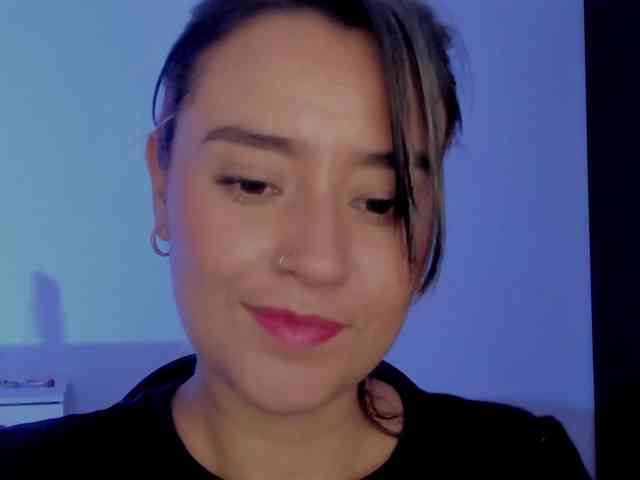 MilaGrey1 webcam