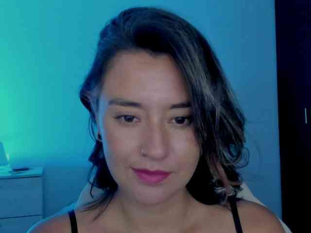 MilaGrey1 webcam