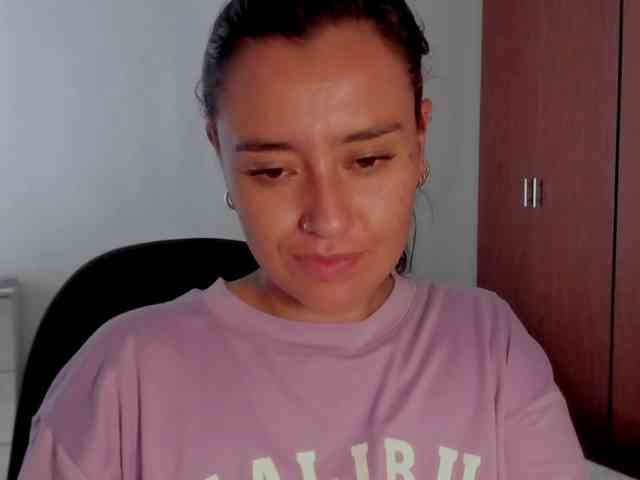 MilaGrey1 webcam