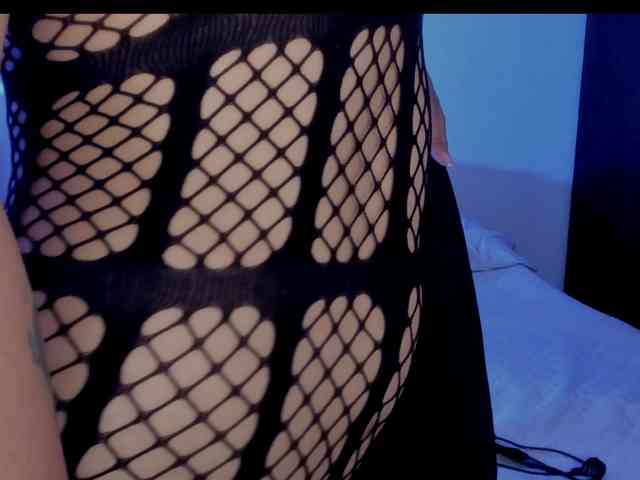 MilaGrey1 webcam