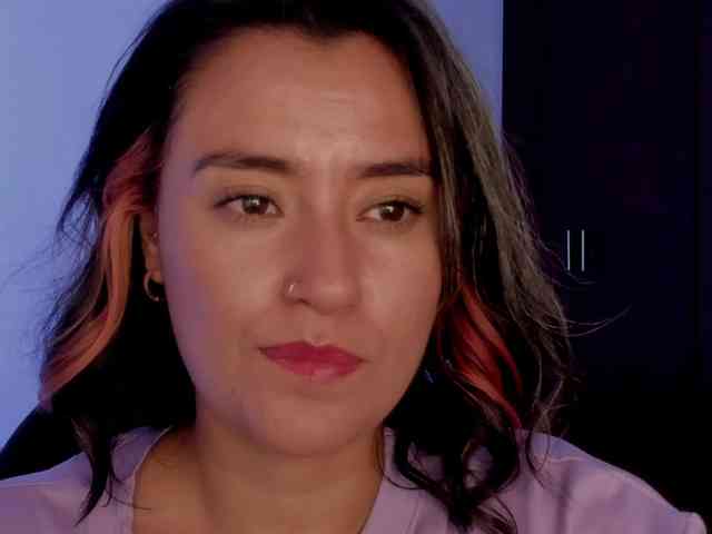 MilaGrey1 webcam