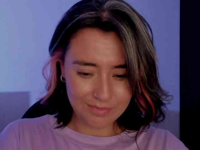 MilaGrey1 webcam