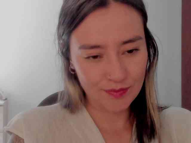 MilaGrey1 webcam