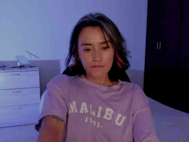 MilaGrey1 webcam