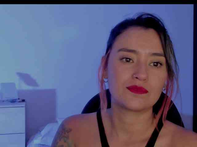 MilaGrey1 webcam