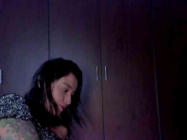 MilaGrey1 webcam